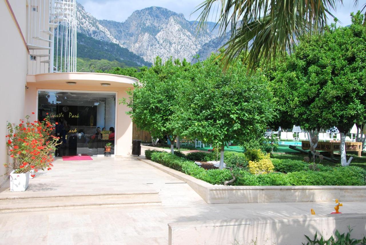 Castle Park Hotel 벨디비 외부 사진