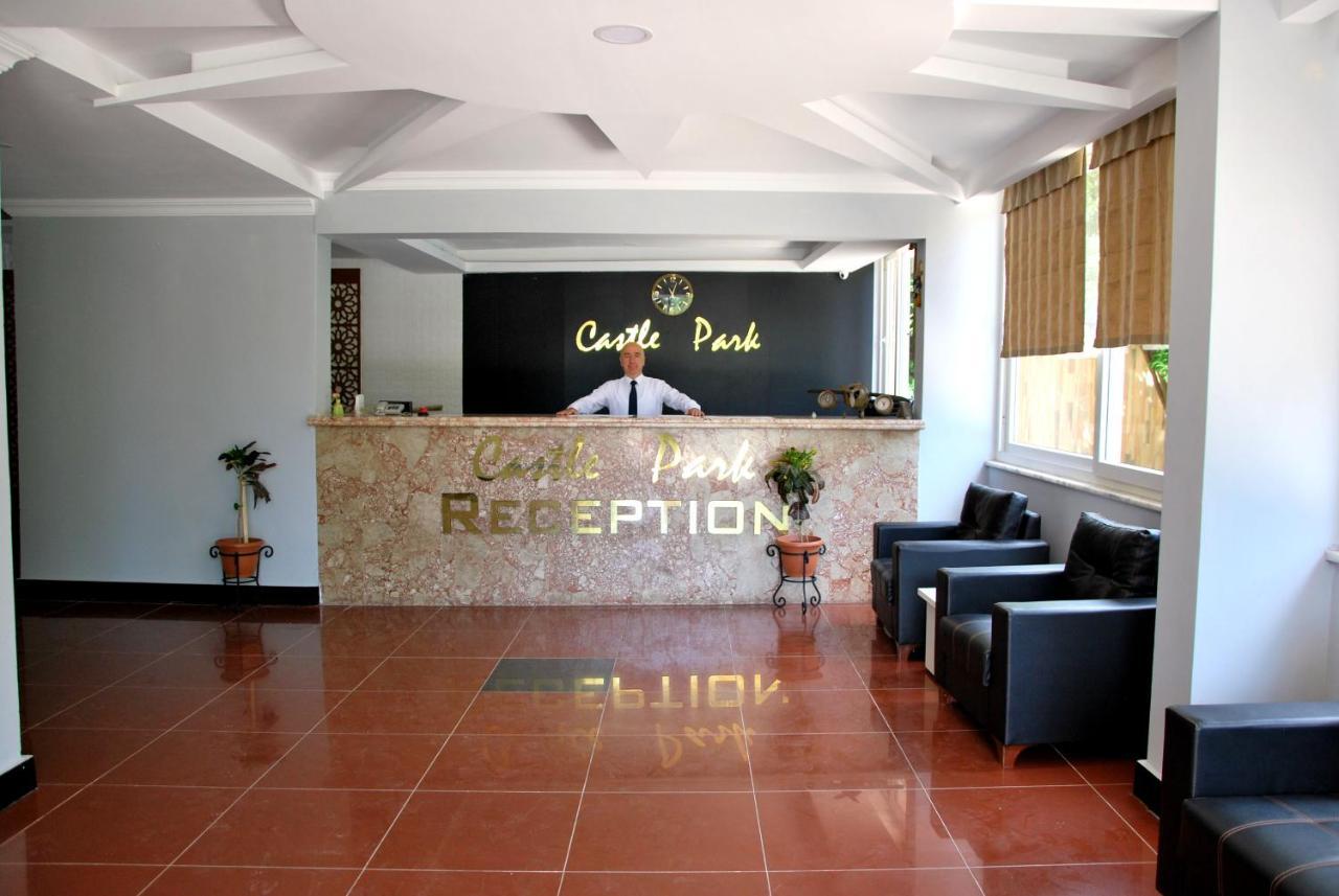 Castle Park Hotel 벨디비 외부 사진