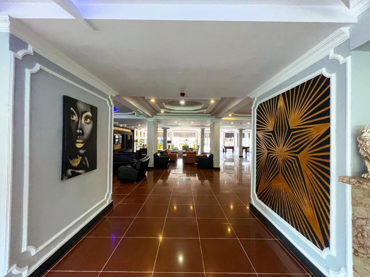 Castle Park Hotel 벨디비 외부 사진