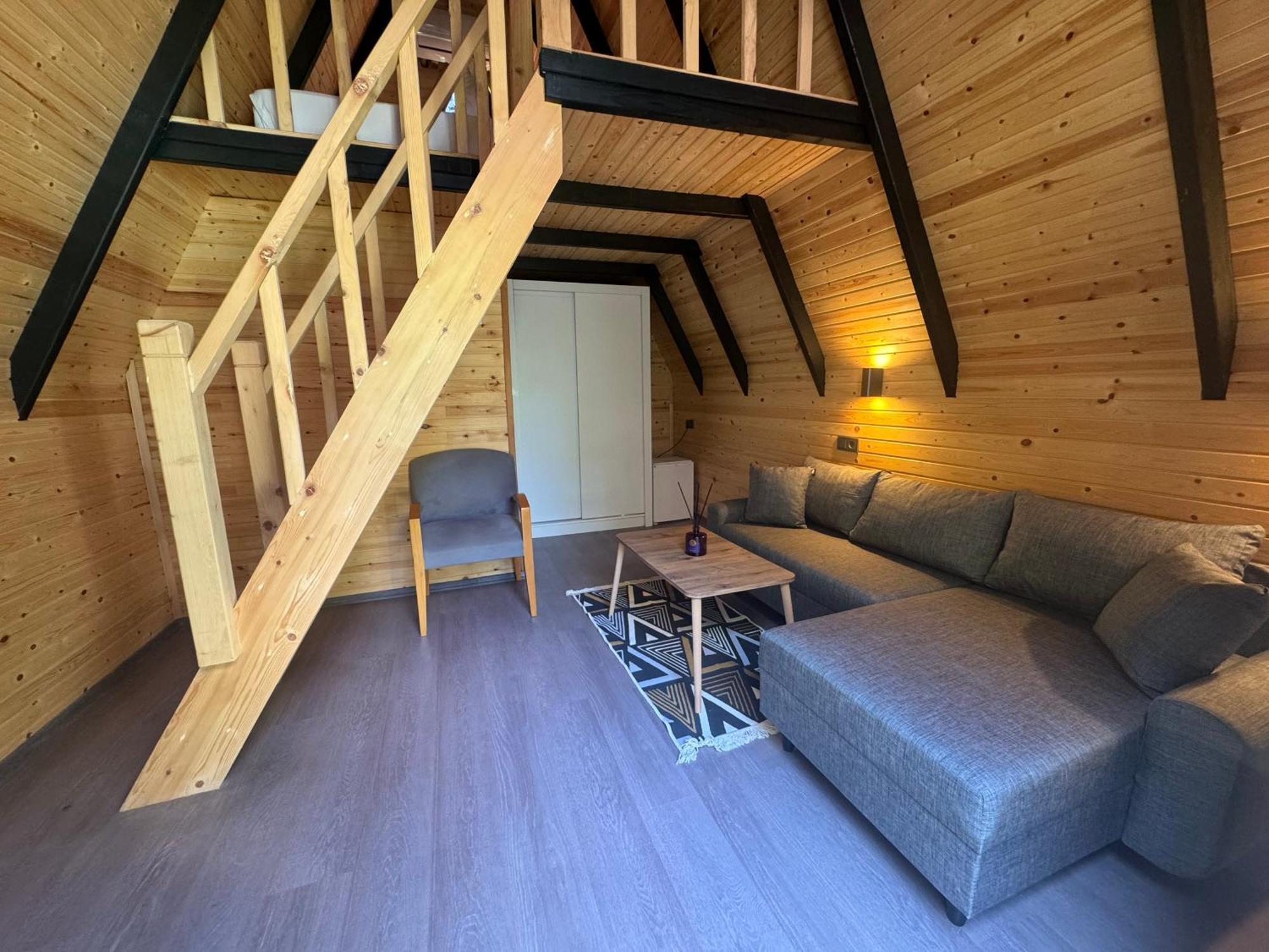 Castle Park Hotel 벨디비 외부 사진